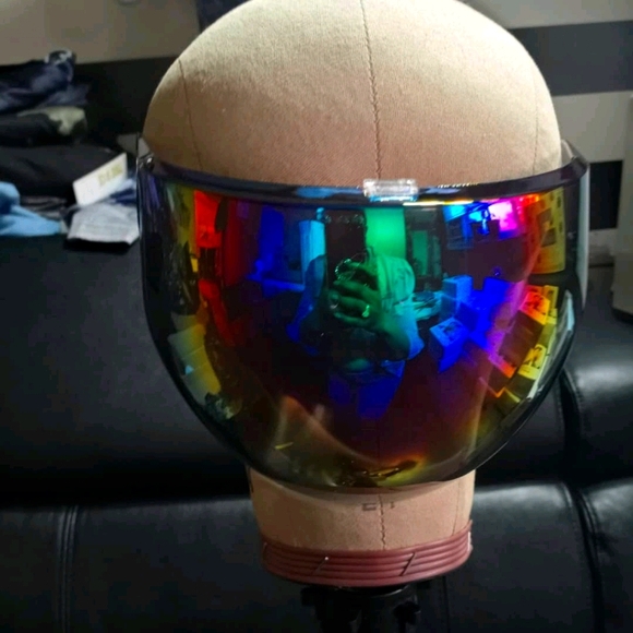 Protective Isolated Mask - Picture 1 of 12